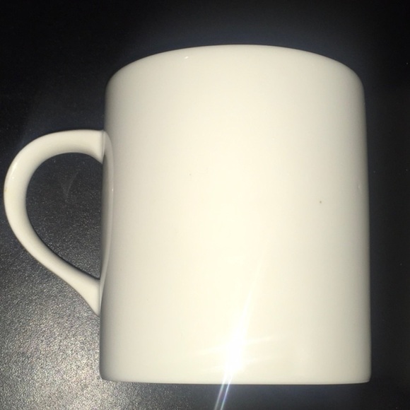 RaRe ! Hard Rock Cafe Nagoya JAPAN mug cup coffee tea petite 3-1/2” tall - Picture 3 of 10